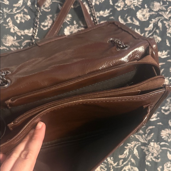 Handbag - Picture 3 of 5